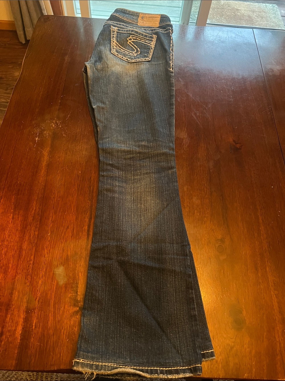 Silver Jeans Dark Blue Flare Jeans with Contrast Stitching